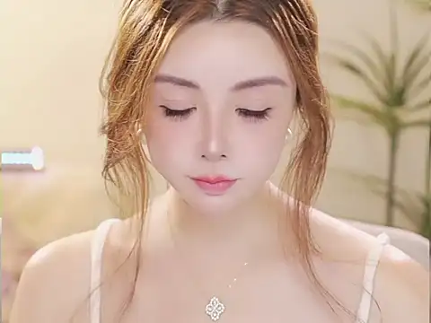 Chatroom XXX en direct de Qiaoqiao__