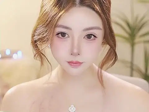 Qiaoqiao__: онлайн-секс-чат
