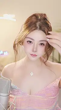Qiaoqiao__ Live XXX Chat