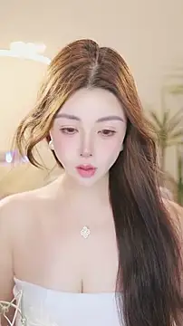 Qiaoqiao__ Adlı Modelin Canlı Sohbet Odası