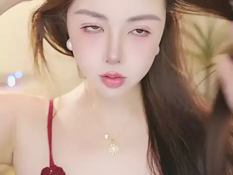 Qiaoqiao__ লাইভ XXX চ্যাট
