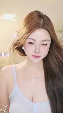 חדר צ'אט בשידור חי של Qiaoqiao__