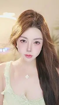 חדר צ'אט בשידור חי של Qiaoqiao__