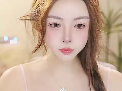 Qiaoqiao__'s Live Chat Room