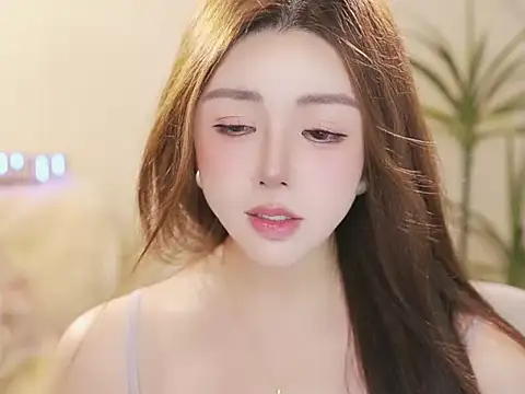 Qiaoqiao__ লাইভ XXX চ্যাট