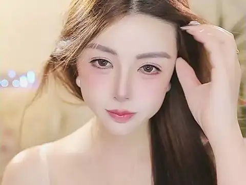 Qiaoqiao__ Chat XXX in diretta