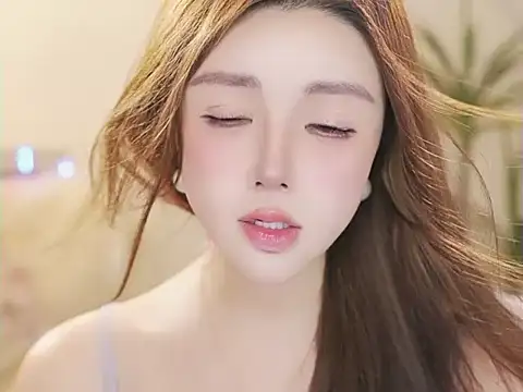 Chat XXX en directo de Qiaoqiao__