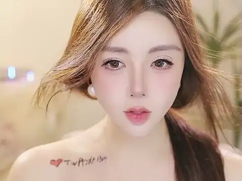 Qiaoqiao__n Live XXX chat