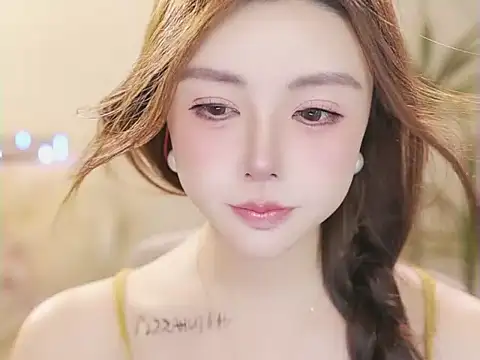 Qiaoqiao__ Chat XXX live