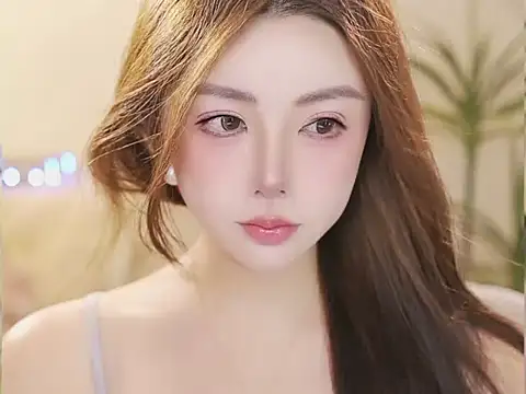 Qiaoqiao__'s Webcam Show
