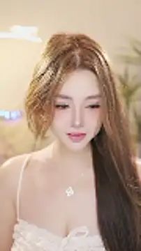 Qiaoqiao__ XXX чат на живо