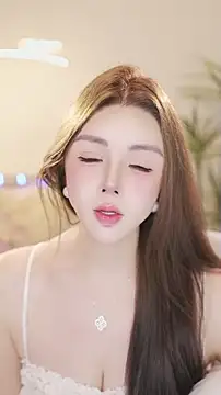 Qiaoqiao__ 网络视讯表演