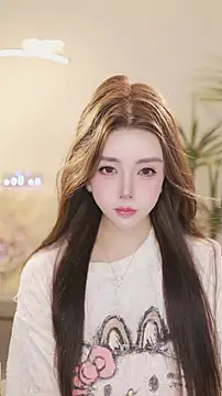 צ'אט XXX בשידור חי של Qiaoqiao__