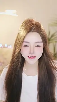 Qiaoqiao__ লাইভ XXX চ্যাট
