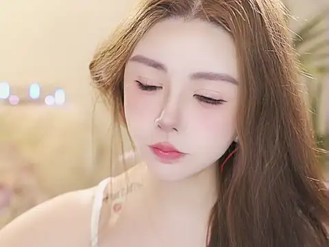 Chat XXX en directo de Qiaoqiao__