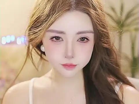 Chat XXX ao vivo de Qiaoqiao__