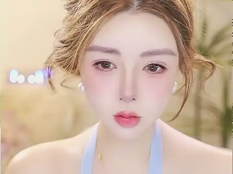 XXX chat uživo modela Qiaoqiao__