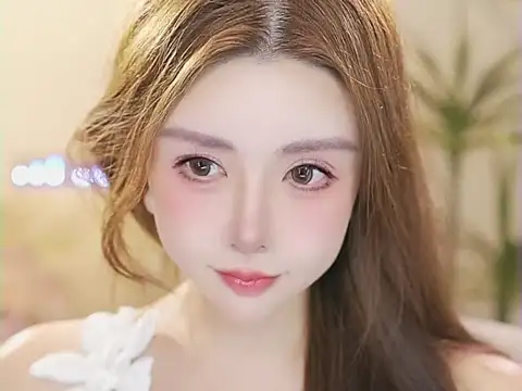 Chat XXX en directo de Qiaoqiao__