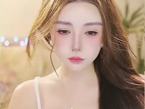 Qiaoqiao__ – Live XXX-chat