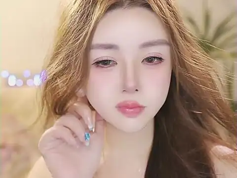 Chat XXX en directo de Qiaoqiao__