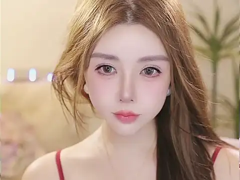 Qiaoqiao__ 在線直播表演