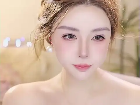Chat XXX en directo de Qiaoqiao__