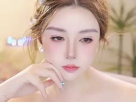 Chat XXX en directo de Qiaoqiao__