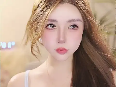 XXX chat uživo modela Qiaoqiao__