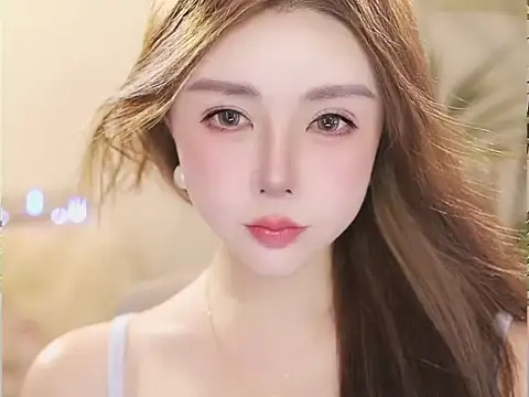 Qiaoqiao__'s Webcam Show