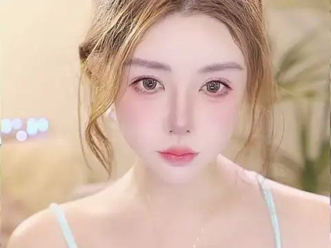 Qiaoqiao__'s Webcam Show
