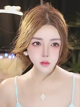 Chat XXX en directo de Qiaoqiao__