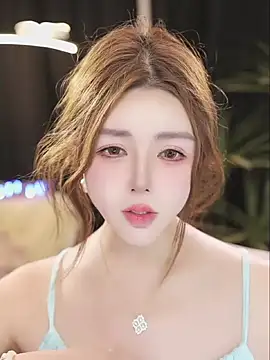 Qiaoqiao__ 라이브 XXX 채팅
