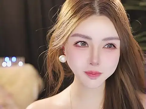 צ'אט XXX בשידור חי של Qiaoqiao__