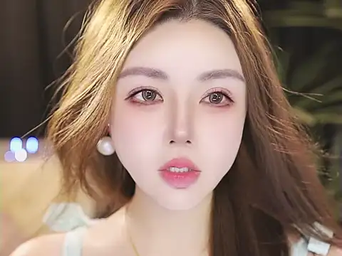 Qiaoqiao__ Obrolan Langsung XXX
