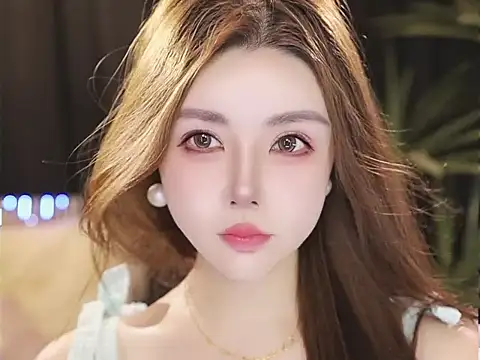 Živý XXX chat Qiaoqiao__
