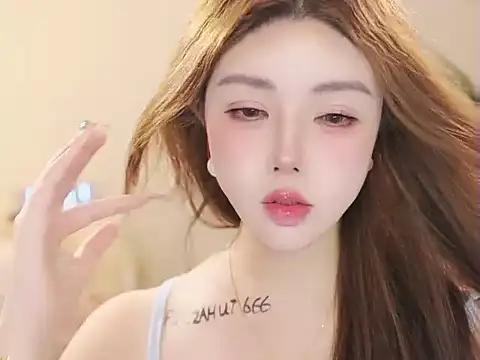 Qiaoqiao__ Chat XXX live