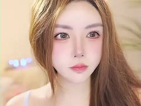 XXX chat uživo modela Qiaoqiao__