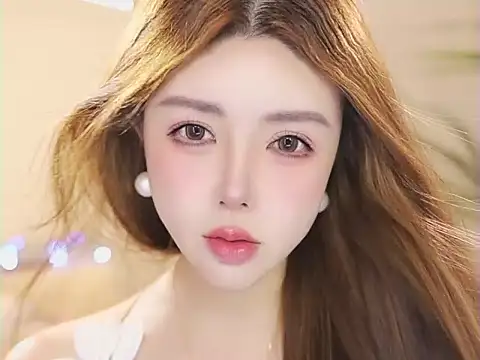 צ'אט XXX בשידור חי של Qiaoqiao__