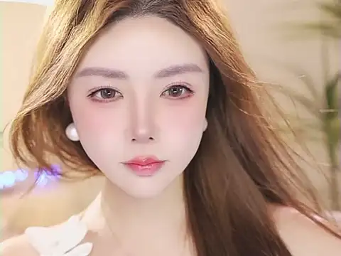 Qiaoqiao__ লাইভ XXX চ্যাট