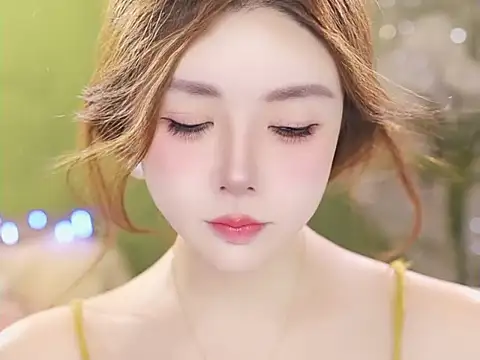 Chat XXX en directo de Qiaoqiao__