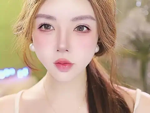 Qiaoqiao__ Obrolan Langsung XXX
