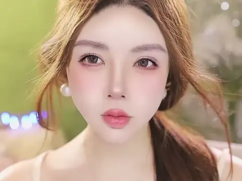 Qiaoqiao__ 라이브 XXX 채팅