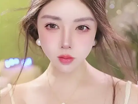 Chat XXX en directo de Qiaoqiao__
