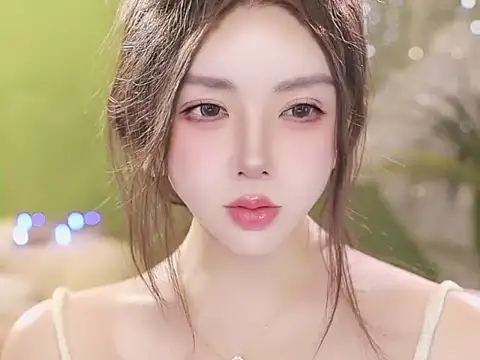 Qiaoqiao__ লাইভ XXX চ্যাট