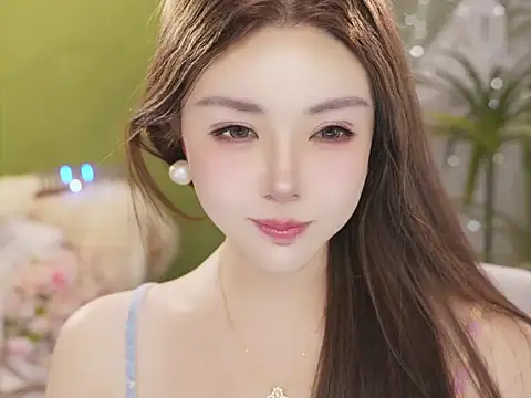 Онлайн чат XXX Qiaoqiao__