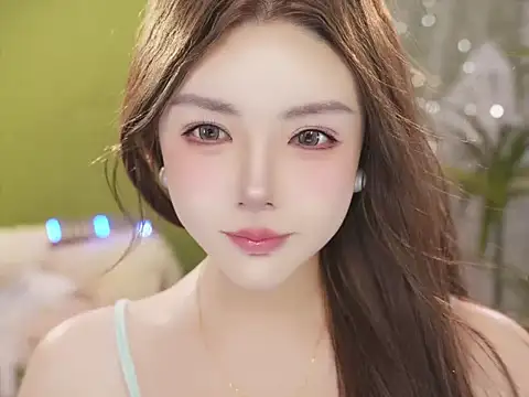 Chat XXX en directo de Qiaoqiao__
