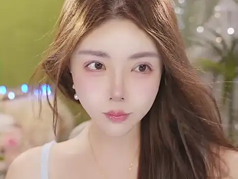 XXX chat uživo modela Qiaoqiao__