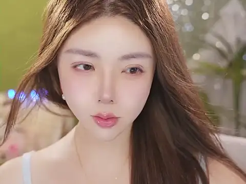 צ'אט XXX בשידור חי של Qiaoqiao__