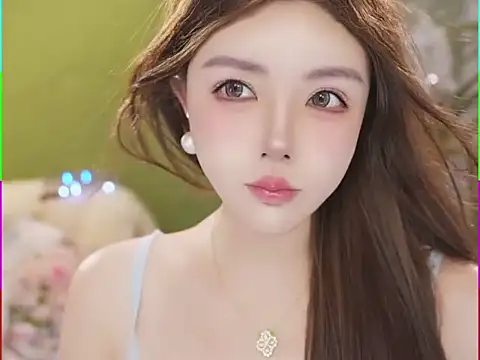 צ'אט XXX בשידור חי של Qiaoqiao__