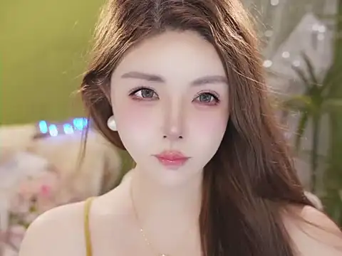 Qiaoqiao__ – Live XXX-chat